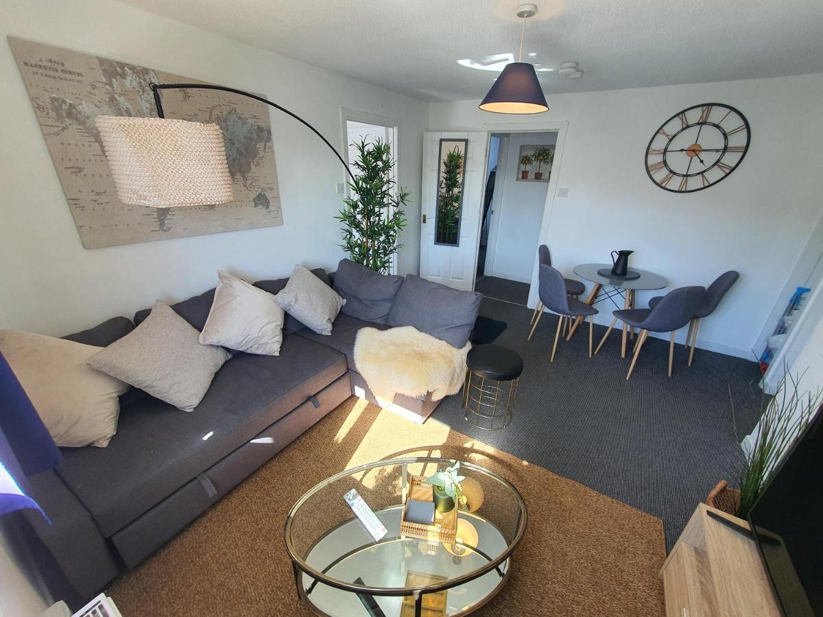 Thesiger Court Apartments - Free Private Parking - By Property Promise Кардифф Экстерьер фото